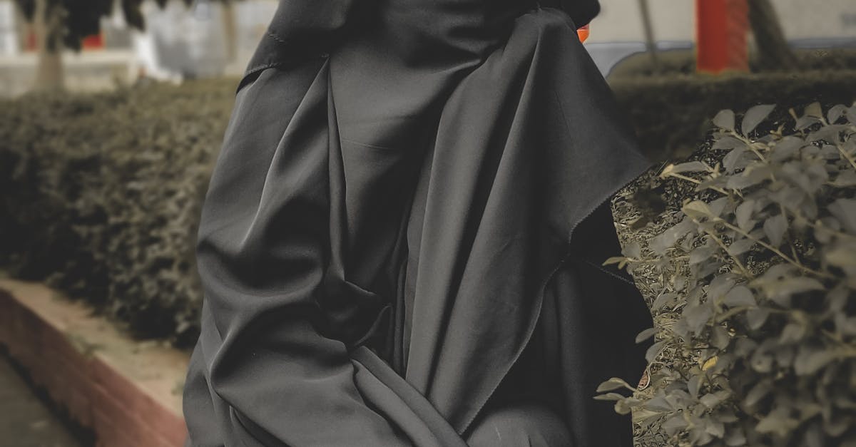 How to Create a Closet Style Guide for Your Custom Wardrobe