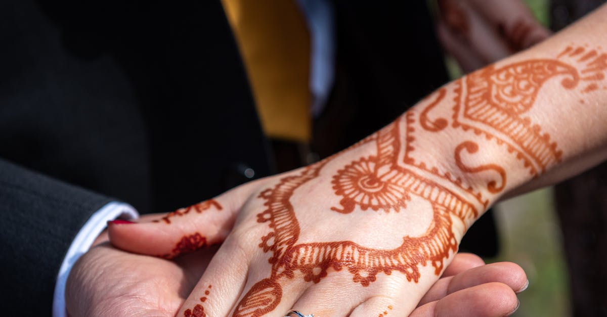 How to Transition Your Wardrobe with Changing Seasons