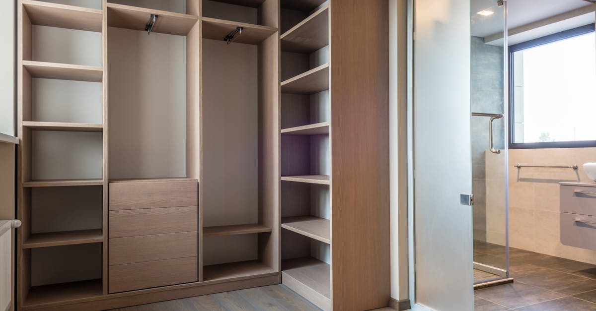 Review of DIY walk-in wardrobe kits: Pros and Cons