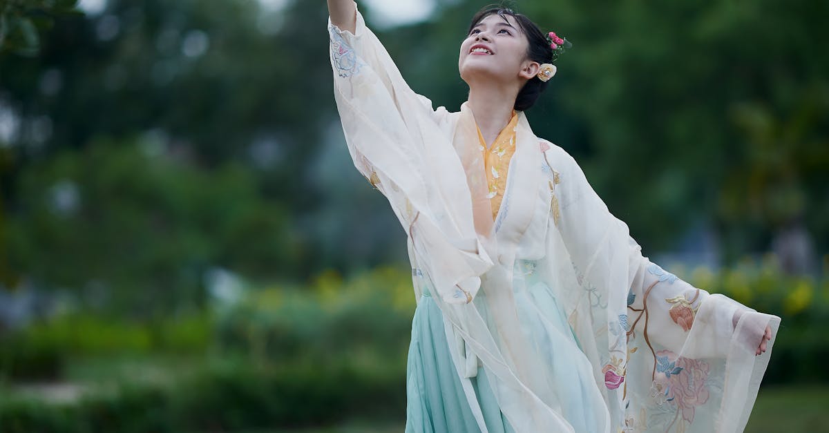 Review of Eco-Friendly Custom Wardrobe Manufacturers