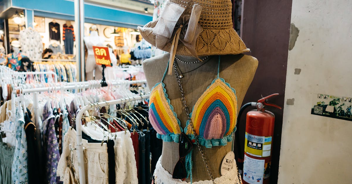 Round-Up of Top Custom Wardrobe Accessories You Should Consider