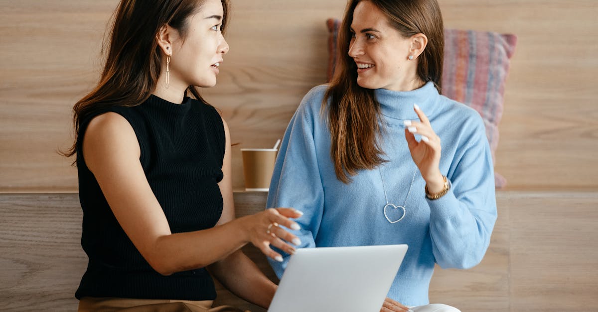 What are the 4 E's of content marketing?