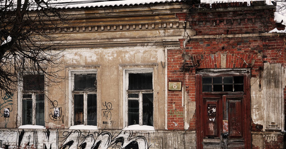 How do I request graffiti removal in NYC?