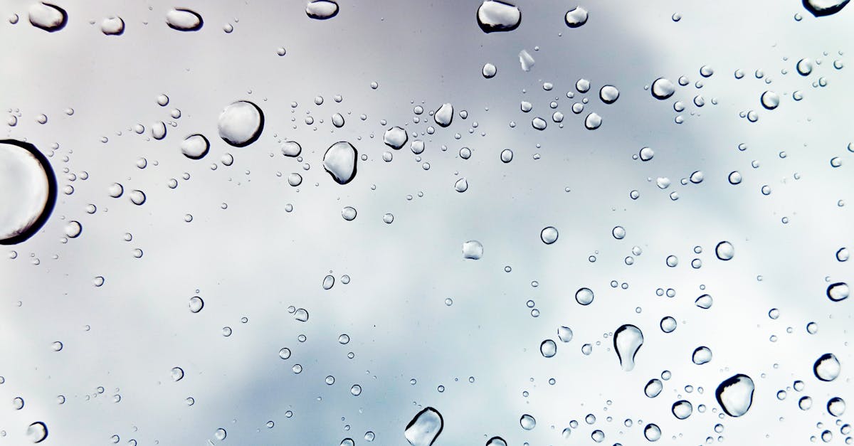 Is vinegar and Dawn good for cleaning windows?