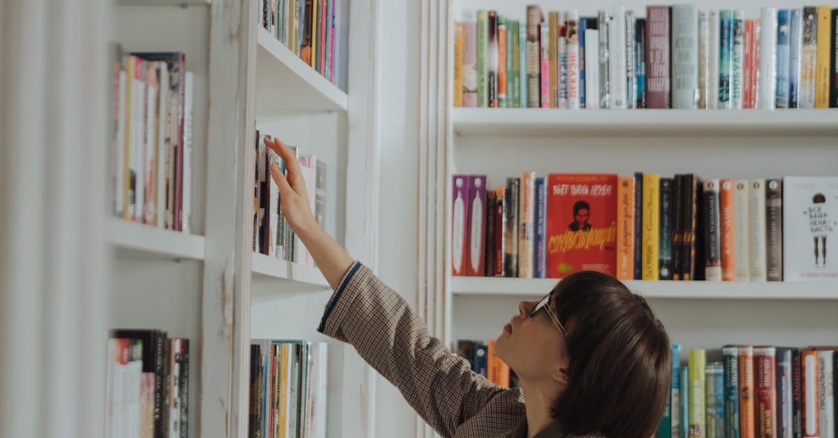 How Floating Shelves Can Enhance Small Spaces